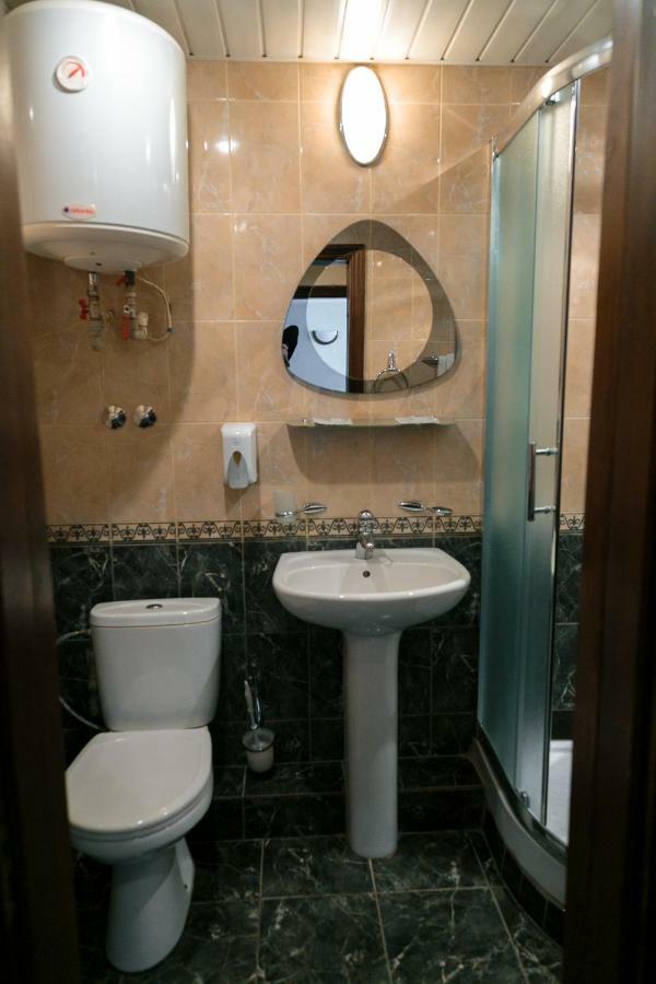 Tourist Hotel Charków Zewnętrze zdjęcie